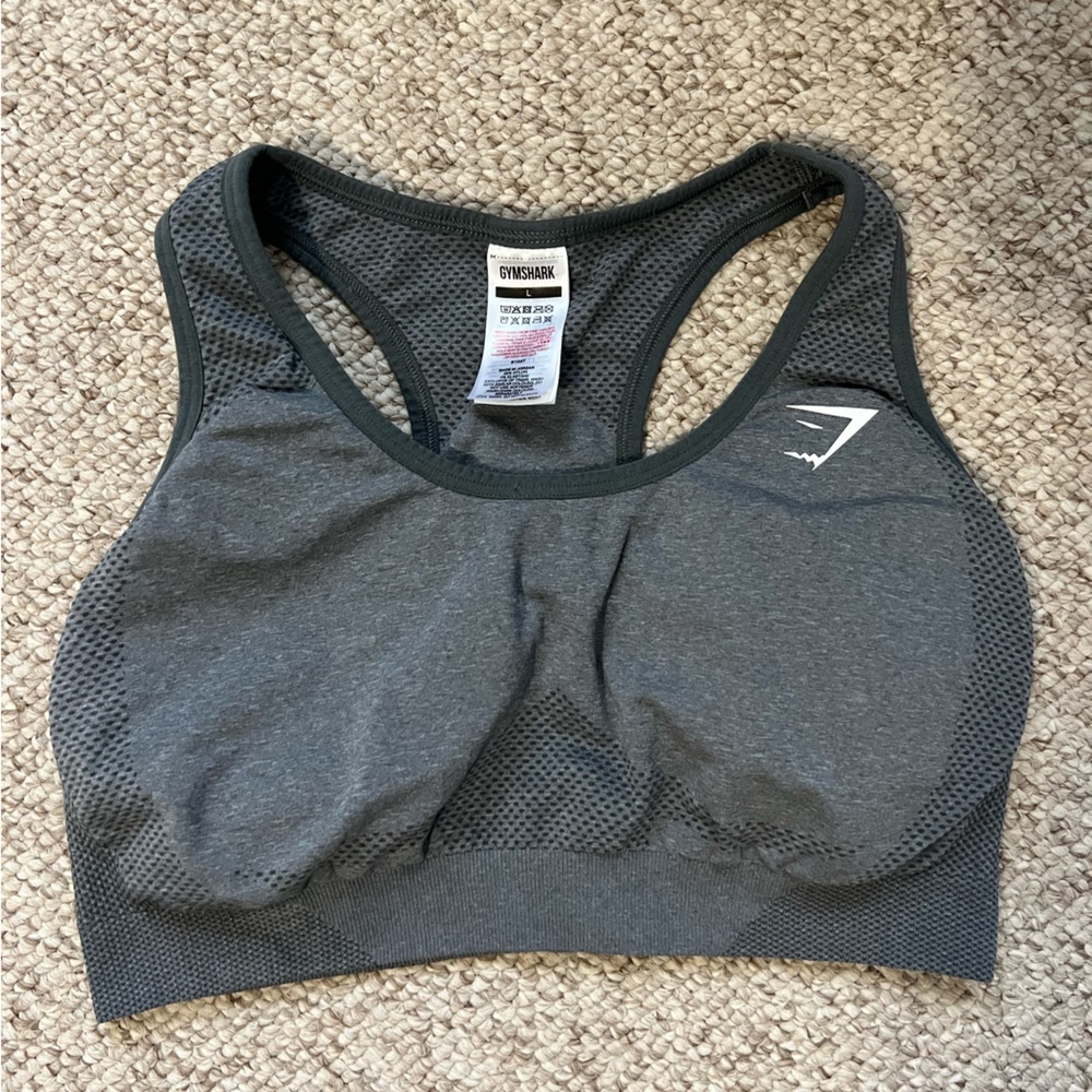 Gymshark Vital 2.0 sports bra Sz L.
****Matching Leggings sold SEPARATELY*****